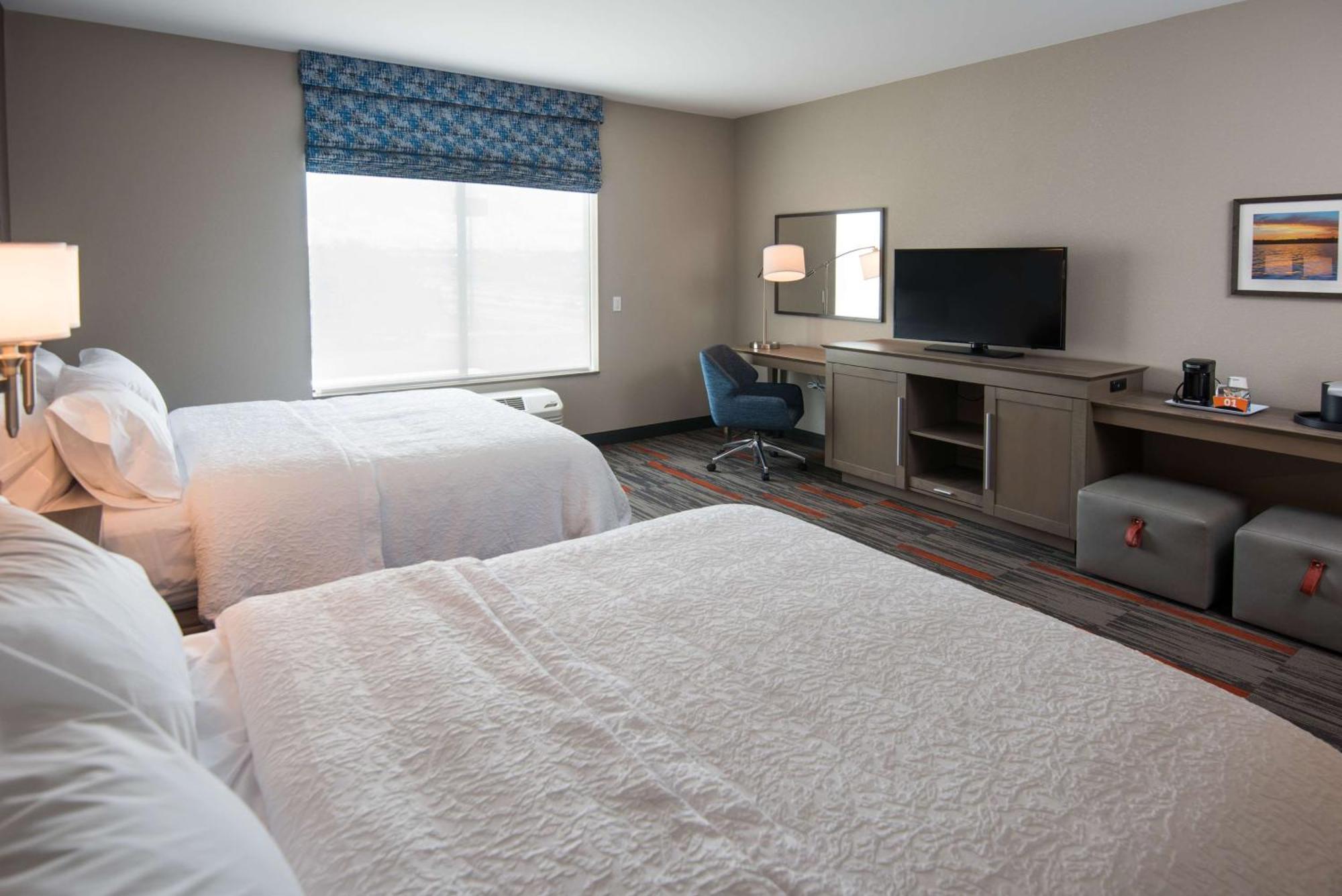 Hampton Inn And Suites At Wisconsin Dells Lake Delton Εξωτερικό φωτογραφία