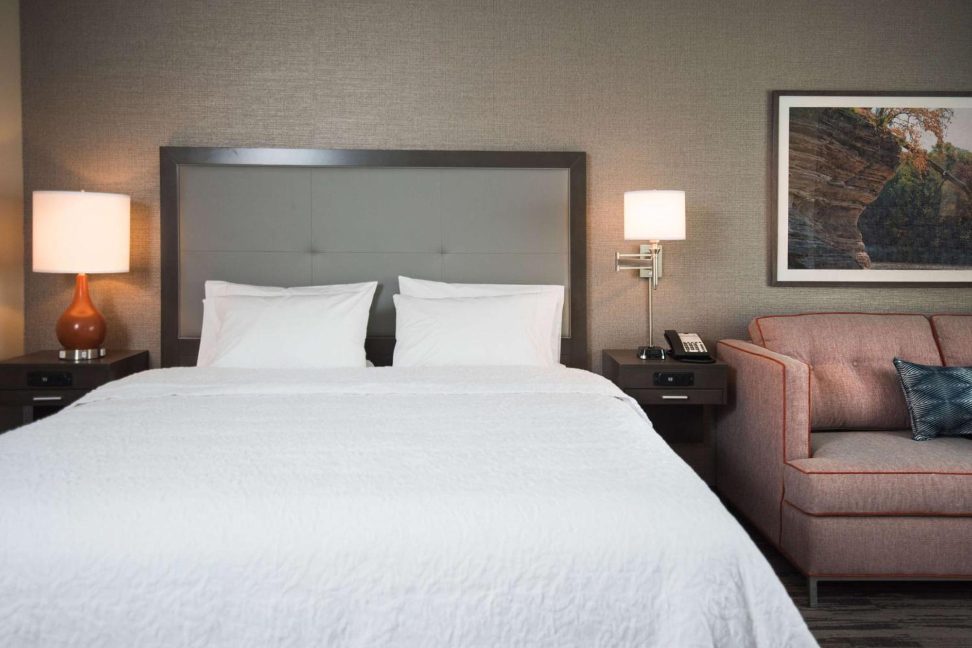 Hampton Inn And Suites At Wisconsin Dells Lake Delton Εξωτερικό φωτογραφία