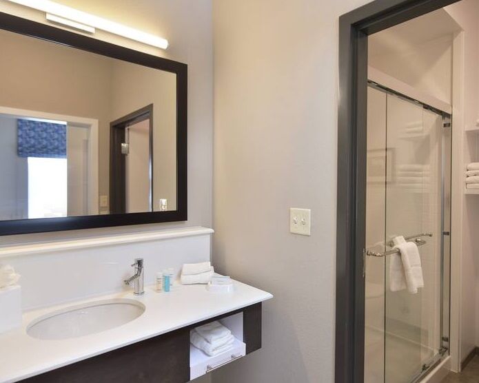 Hampton Inn And Suites At Wisconsin Dells Lake Delton Εξωτερικό φωτογραφία
