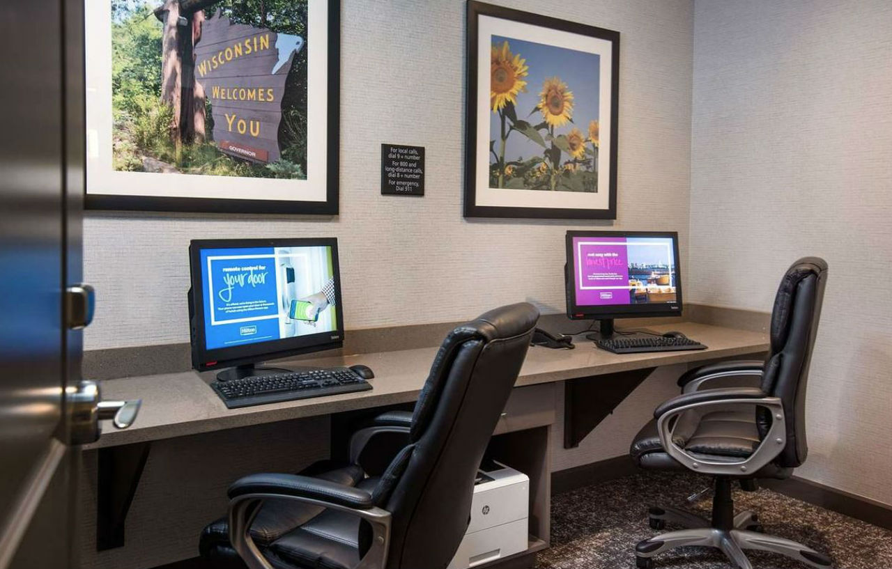 Hampton Inn And Suites At Wisconsin Dells Lake Delton Εξωτερικό φωτογραφία